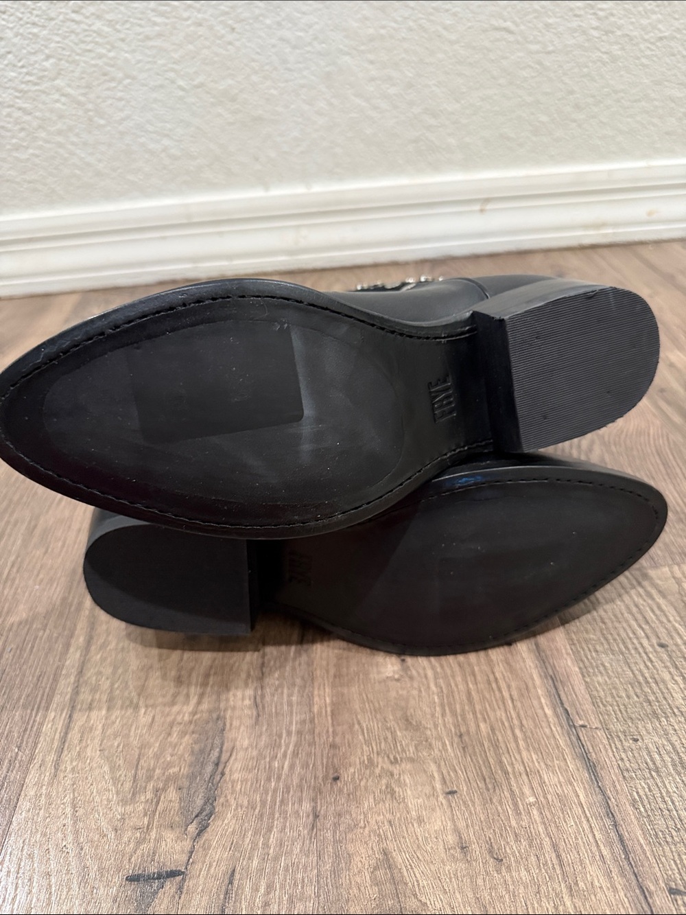 FRYE Black Leather Billy Studded Western Boot - Picture 12 of 12